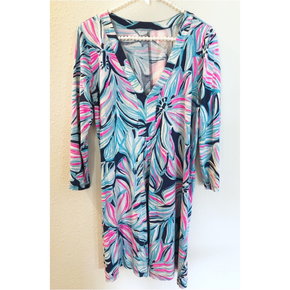 EUC Lilly Pulitzer Size M Navy Dress